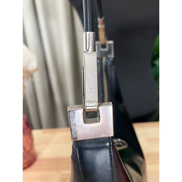 ✺✺ AUTHENTIC GUCCI PATENT LEATHER SHOULDER BAG ✺✺ - Picture 9 of 16